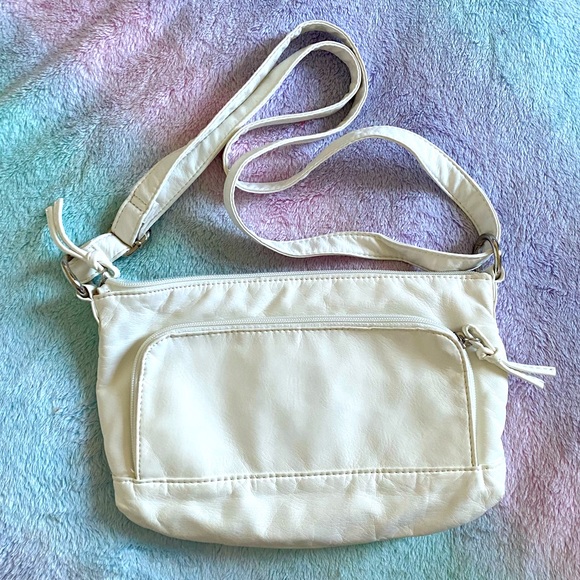 🤍BUENO🤍Leather crossbody white bag. Like new condition! - Picture 2 of 16